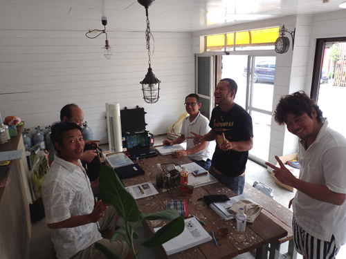 OLYMPUS DIGITAL CAMERA